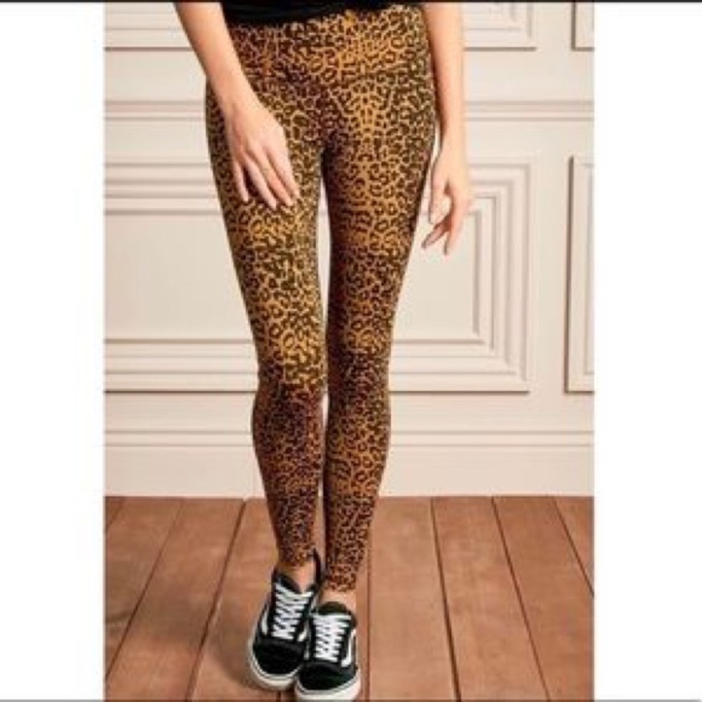 Stella & Dot leopard leggings, EUC 🐆
